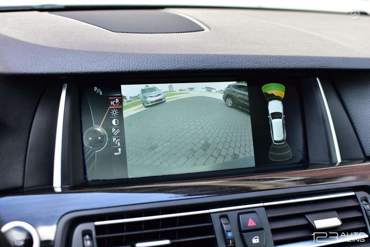 BMW 520, 2.0 l., wagon