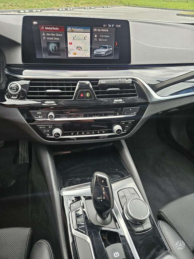 BMW 530, 3.0 l., wagon