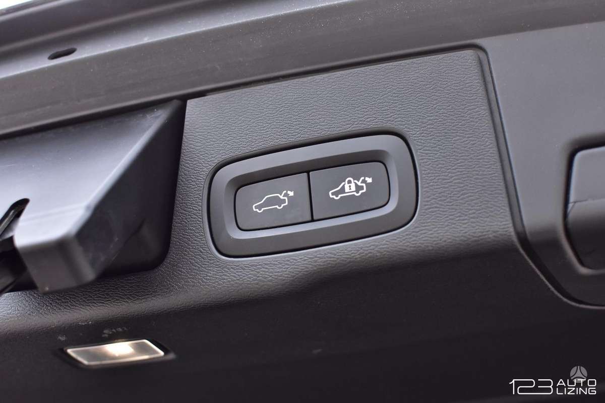 Volvo XC60, 2.0 l., Внедорожник / Кроссовер