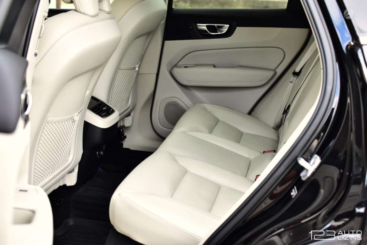 Volvo XC60, 2.0 l., Внедорожник / Кроссовер