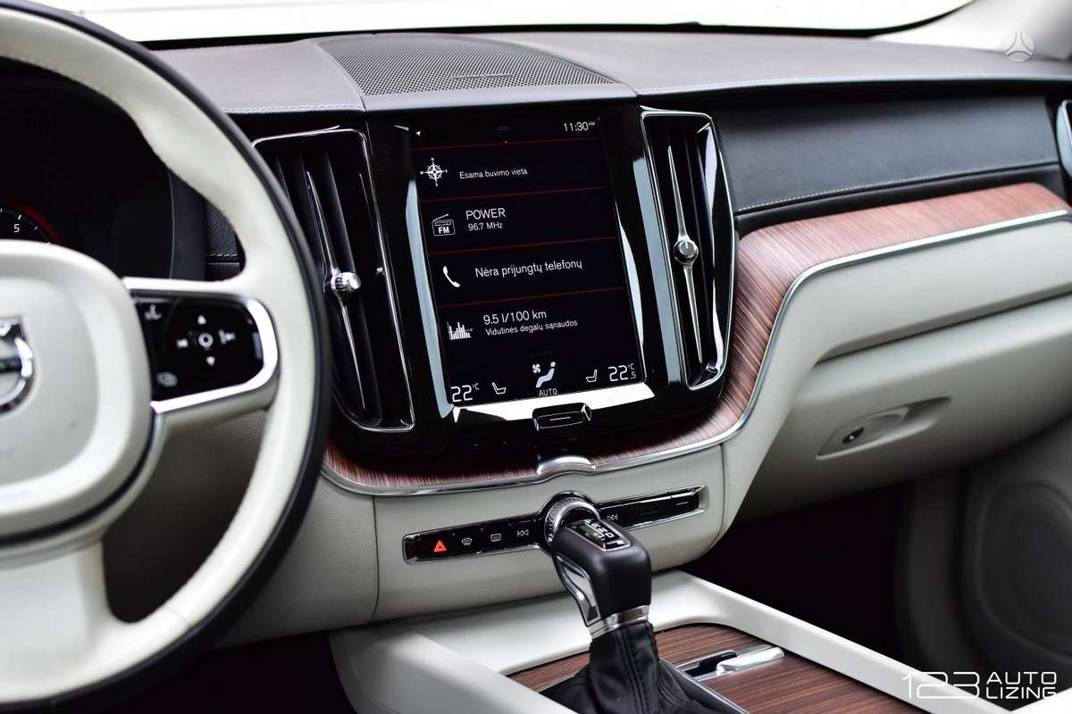Volvo XC60, 2.0 l., Внедорожник / Кроссовер