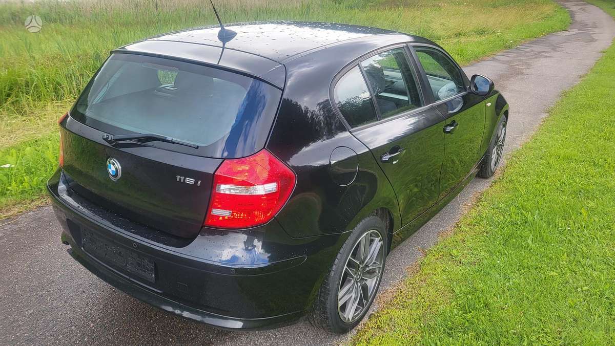 BMW 116, 1.6 l., Хэтчбек