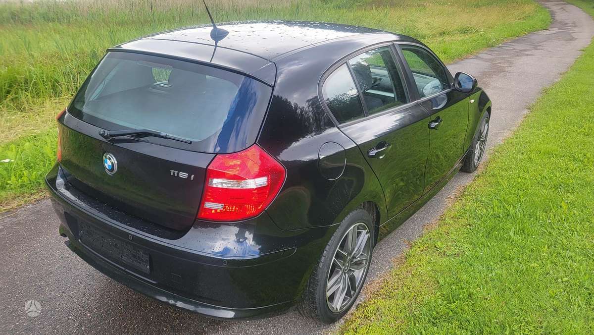 BMW 116, 2.0 l., Хэтчбек