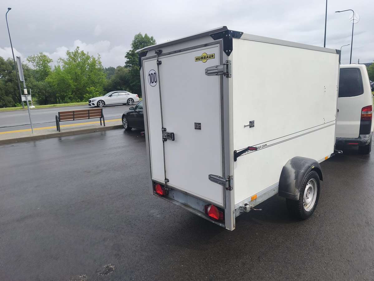 Humbaur Koffer, passenger car trailers
