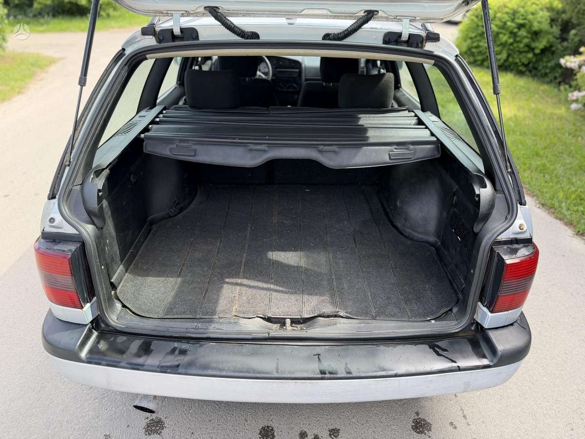 Volkswagen Passat - 10