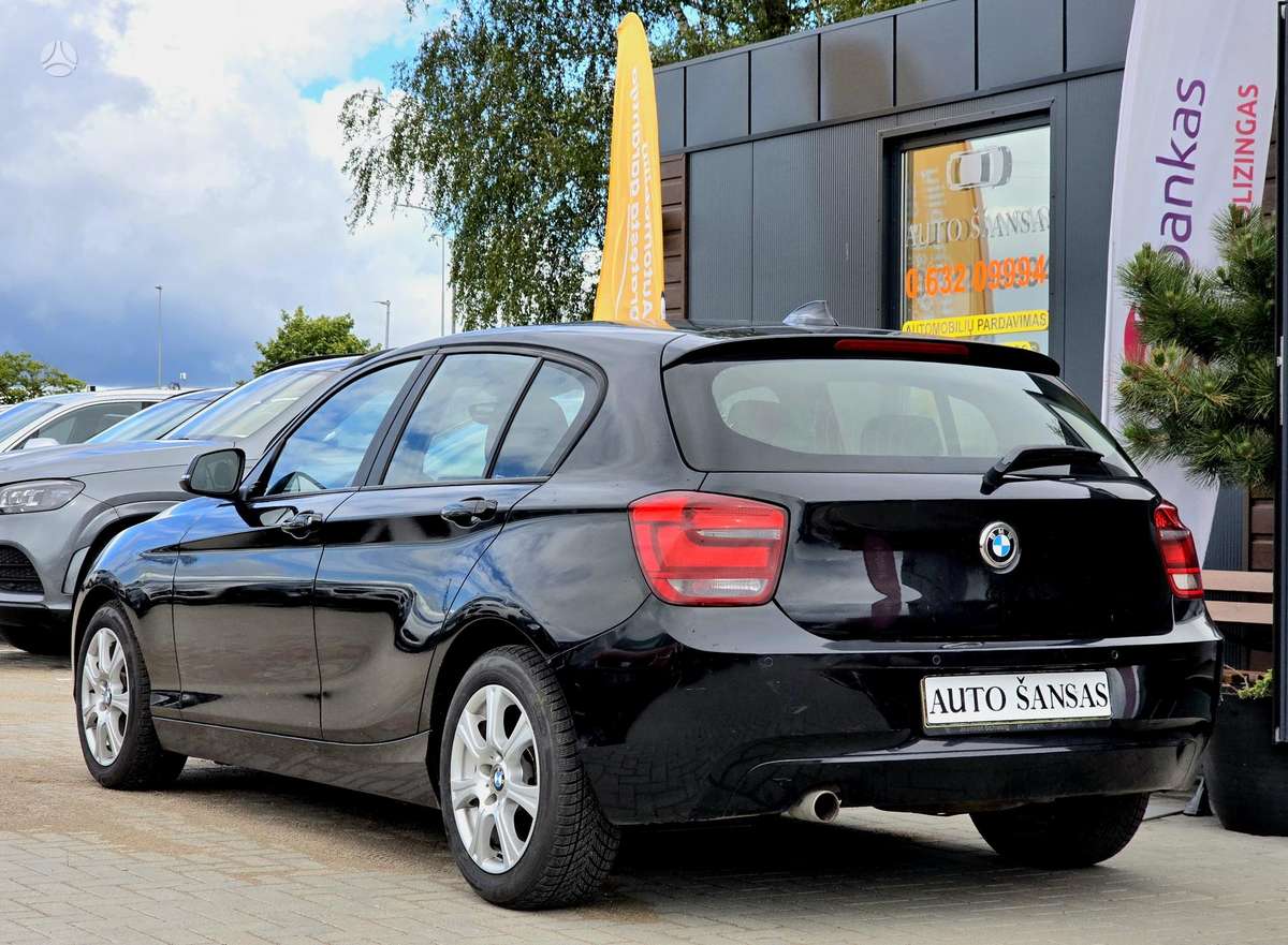 BMW 120, 2.0 l., hatchback