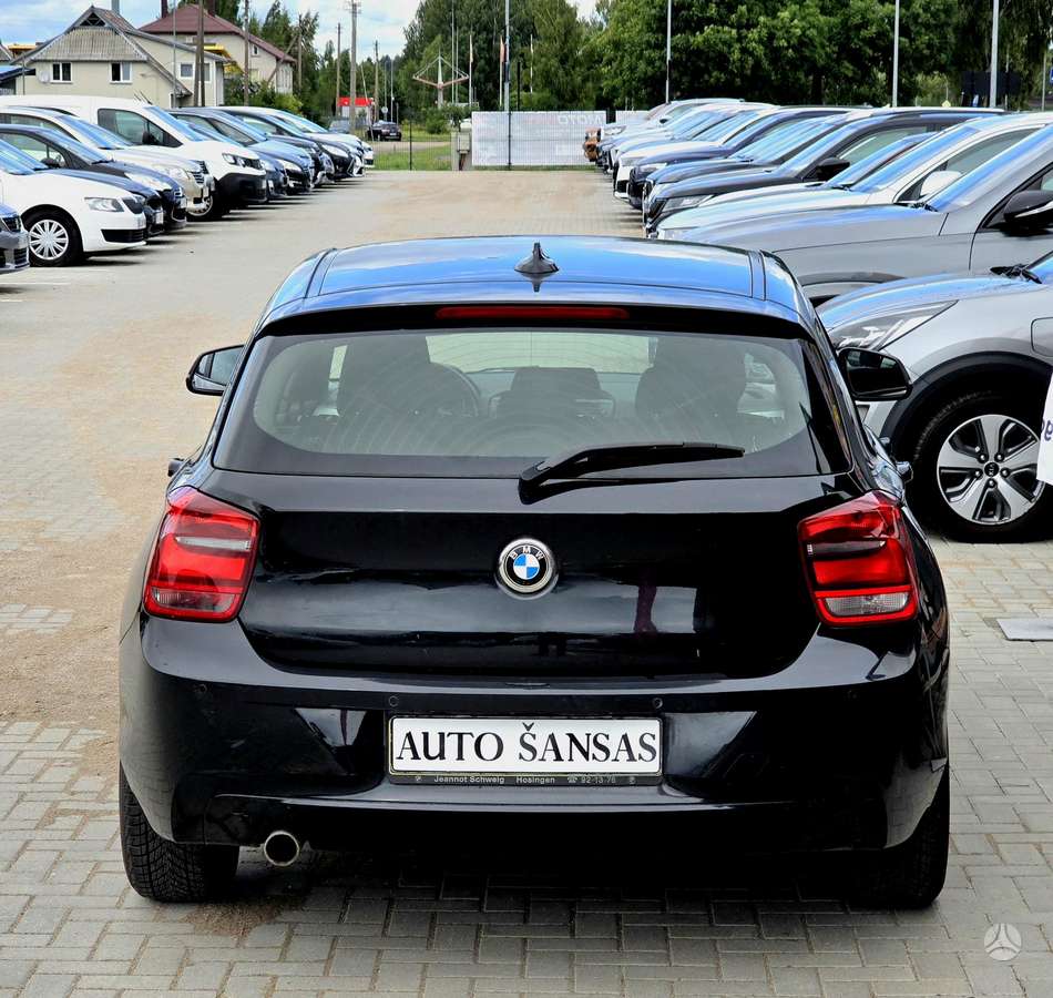 BMW 120, 2.0 l., hatchback