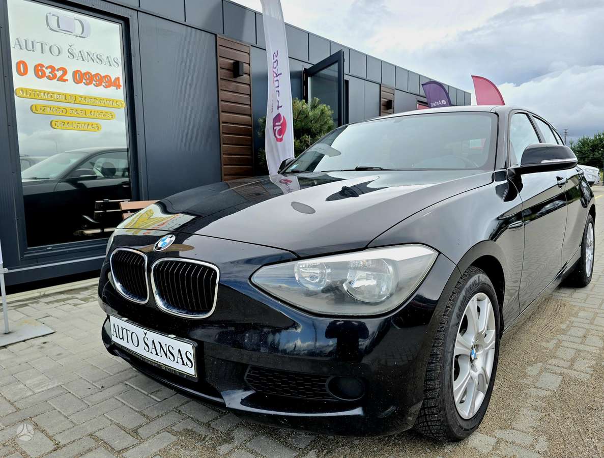 BMW 120, 2.0 l., hatchback