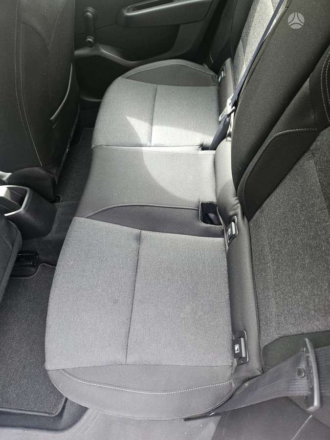 Renault Clio - 6