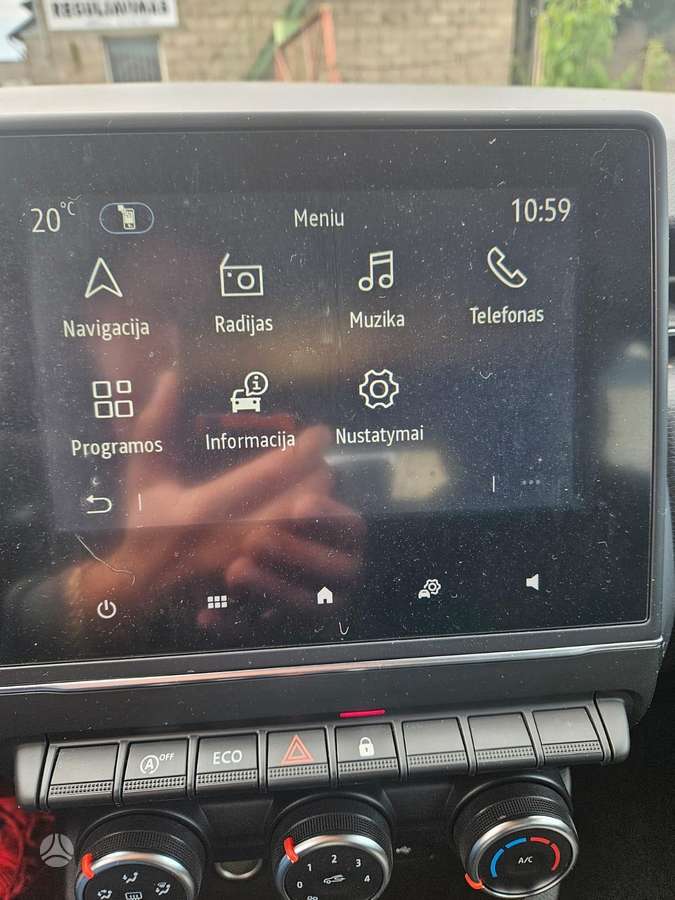 Renault Clio - 10