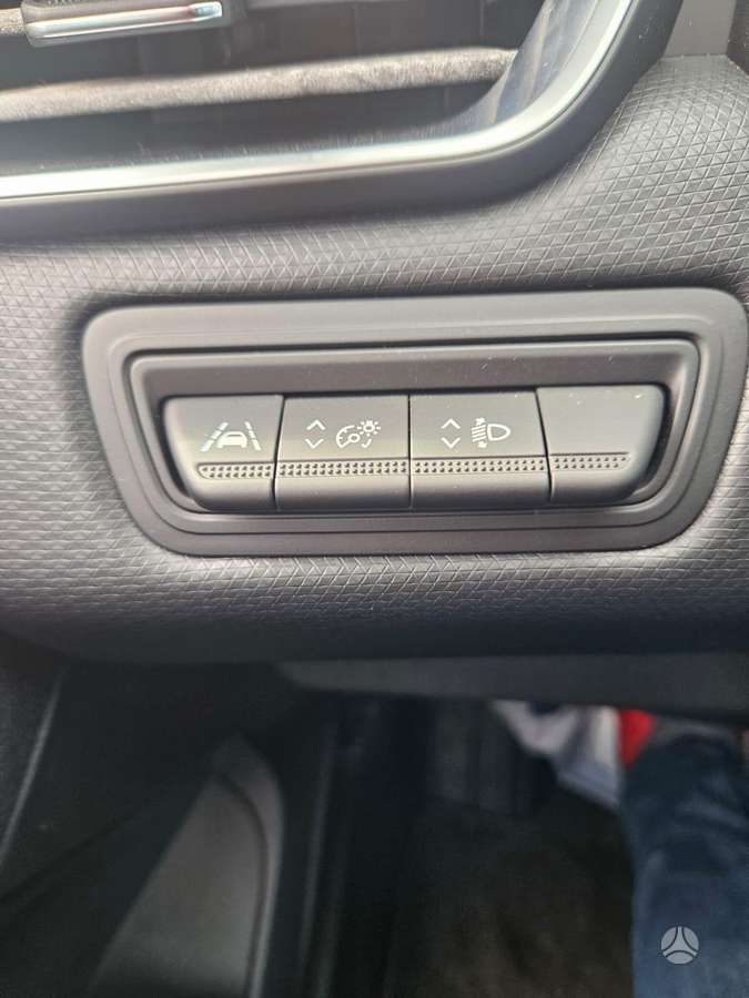 Renault Clio - 11