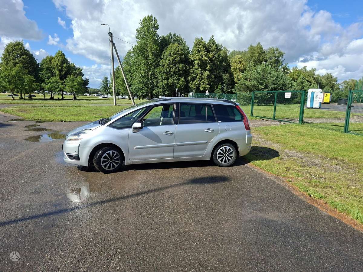 Citroen C4 Picasso, 2.0 l., Минивэн