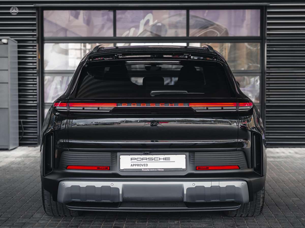 Porsche Cayenne - 4