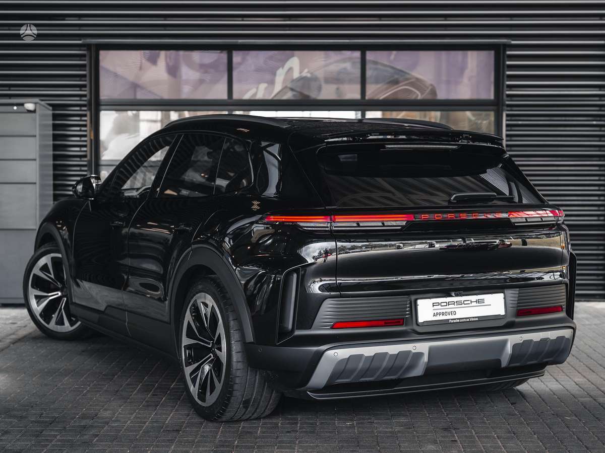 Porsche Cayenne - 3