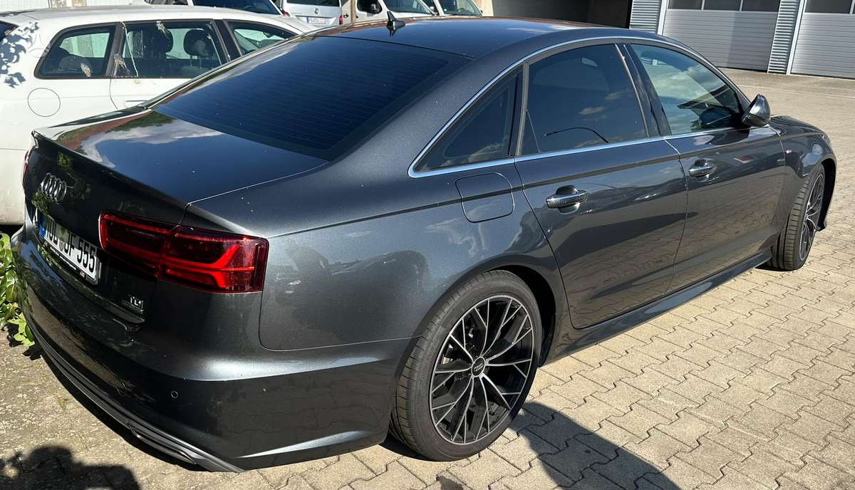 Audi A6, 3.0 l., Седан