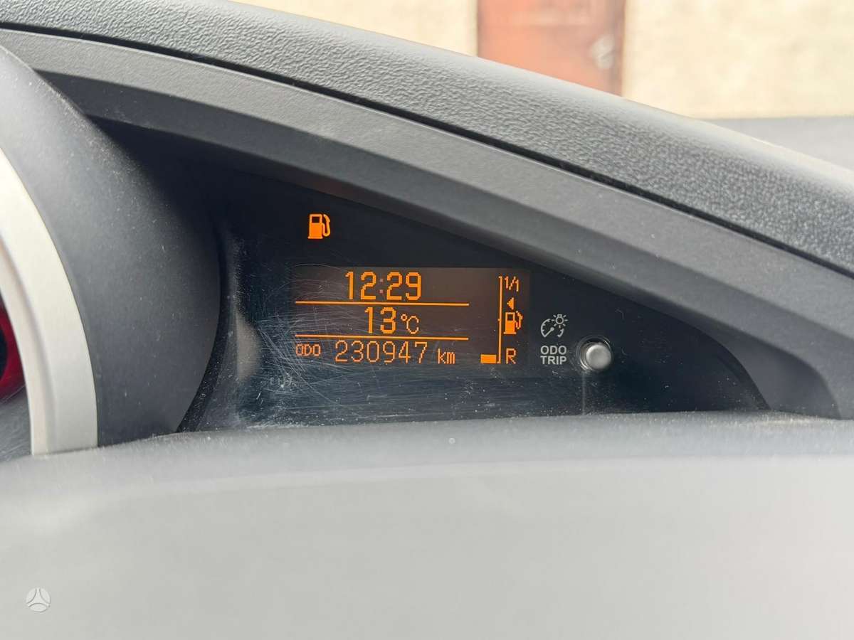 Toyota Verso, 2.0 l., Минивэн