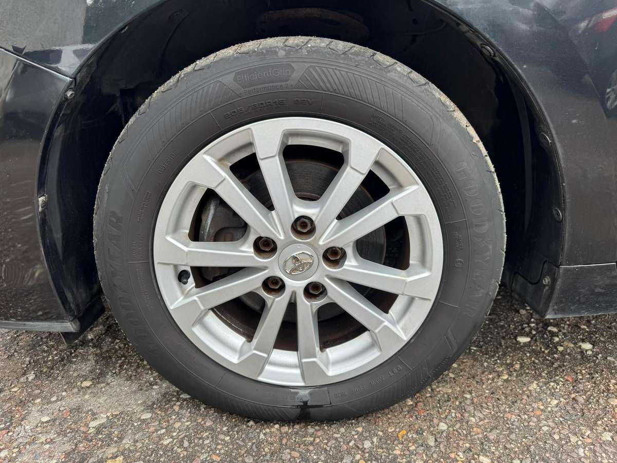 Toyota Verso, 2.0 l., Минивэн