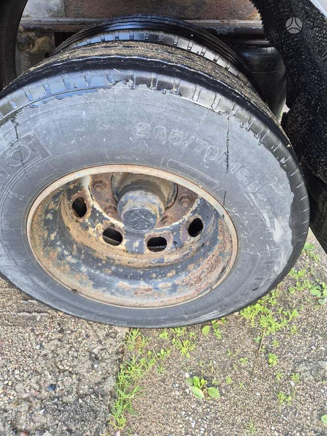 Kumho, летние 265/70 R19,5