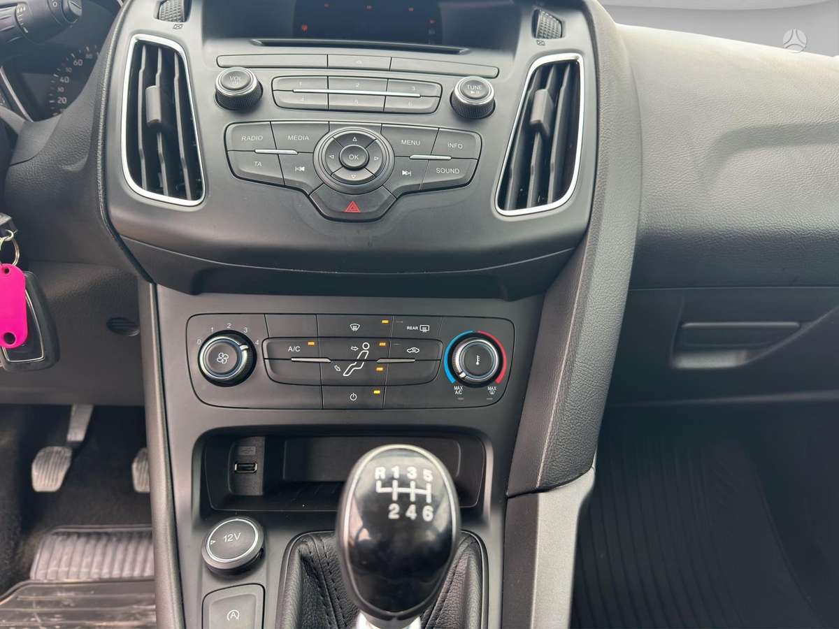 Ford Focus, 1.5 l., Хэтчбек