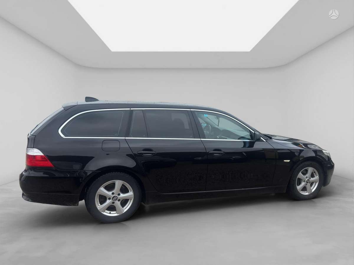 BMW 520, 2.0 l., wagon