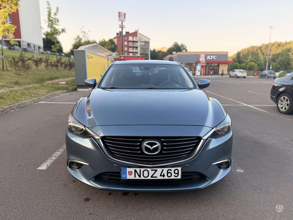 Mazda 6, 2.2 l., Седан