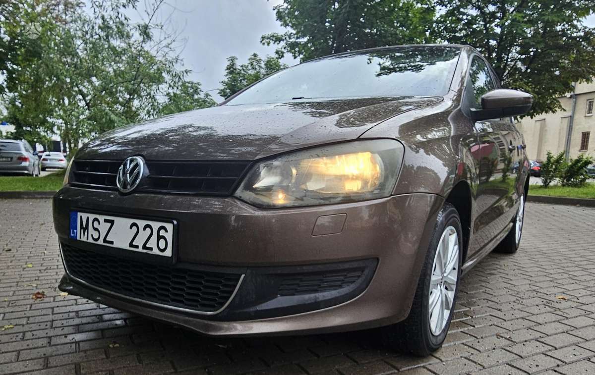 Volkswagen Polo - 2