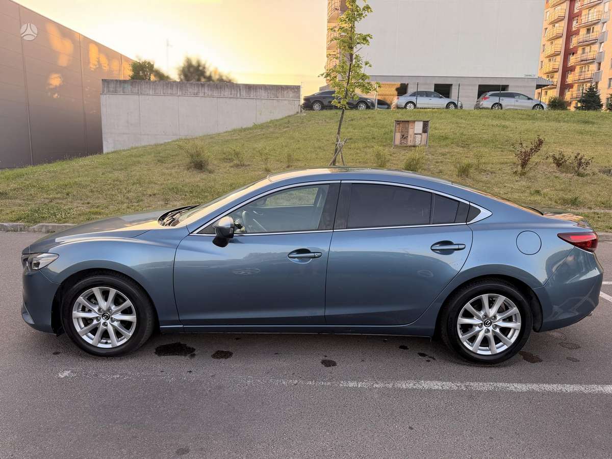 Mazda 6, 2.2 l., Седан