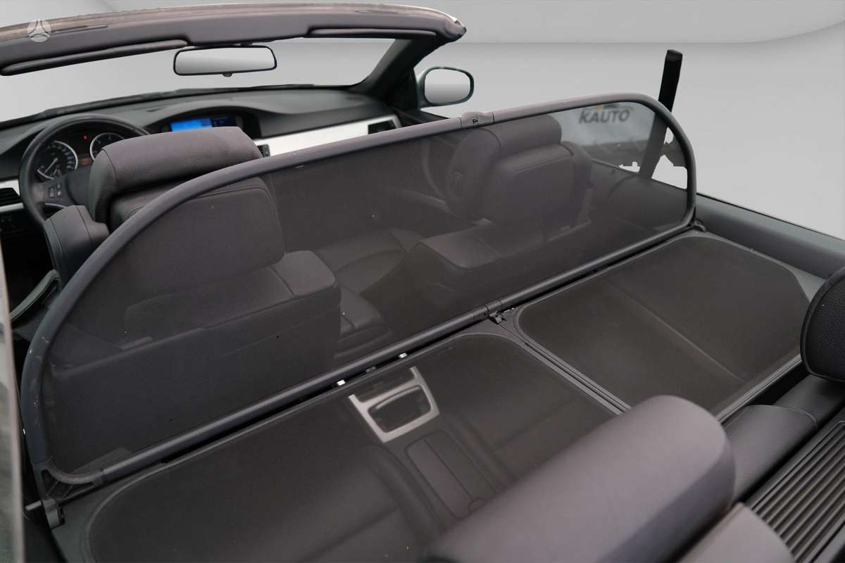 BMW 320, 2.0 l., convertible