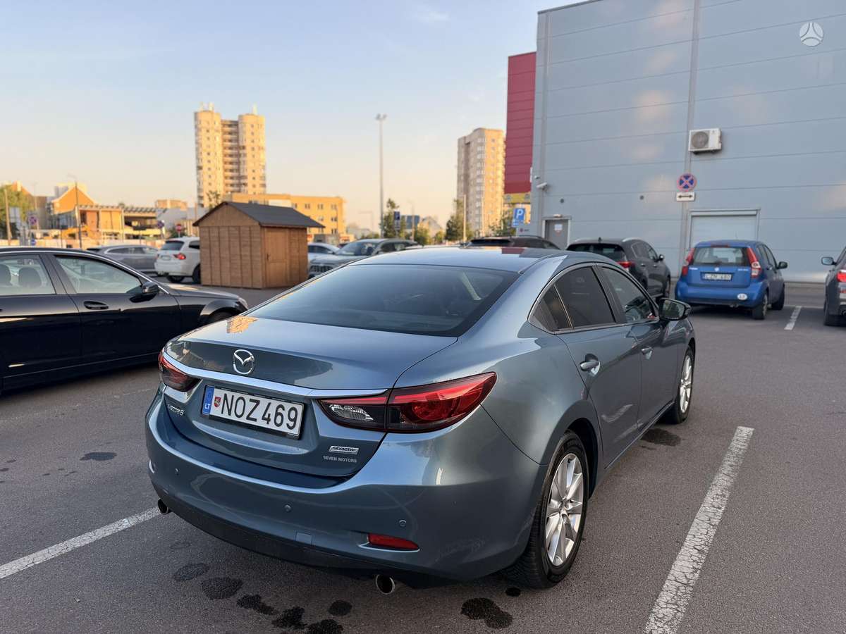 Mazda 6, 2.2 l., Седан