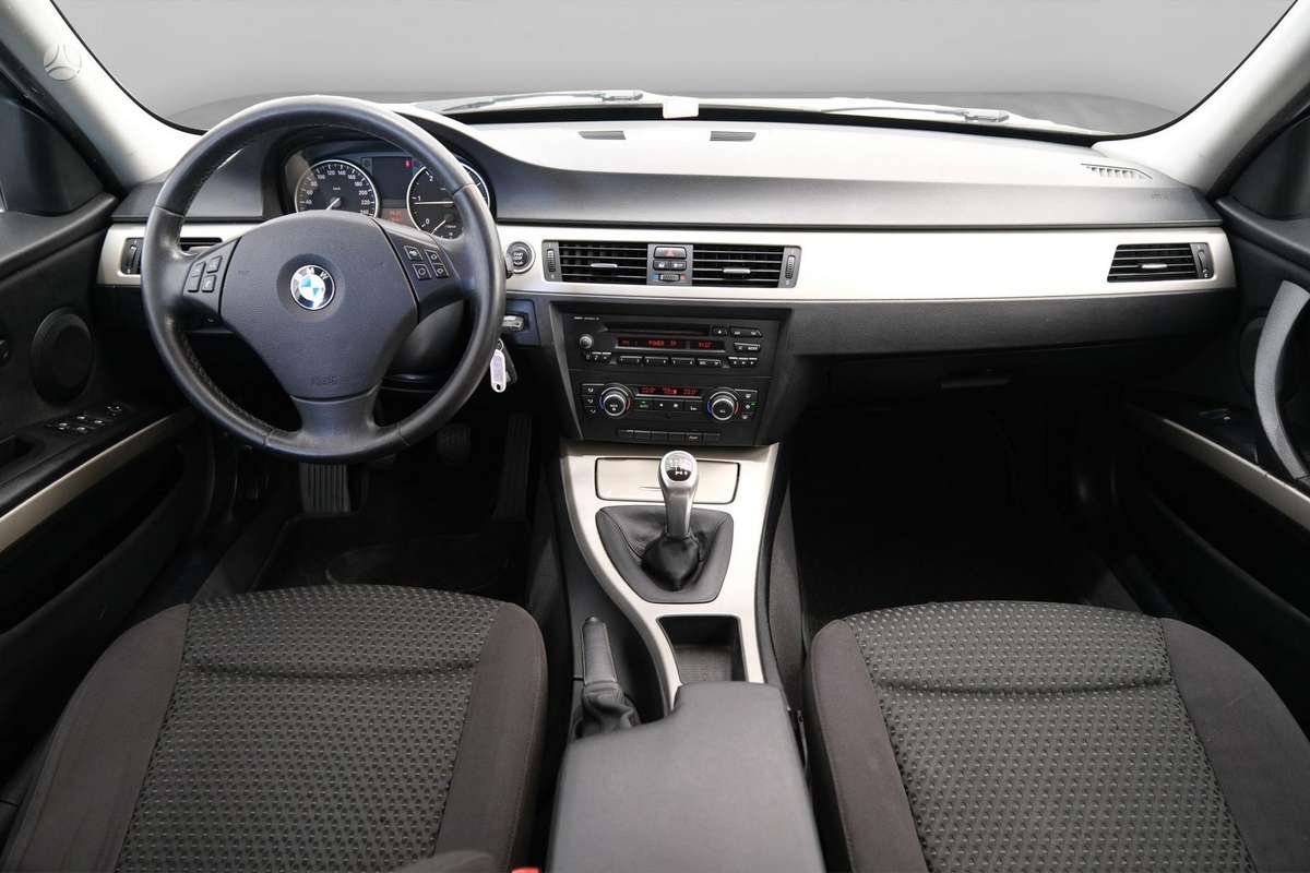 BMW 320, 2.0 l., Универсал