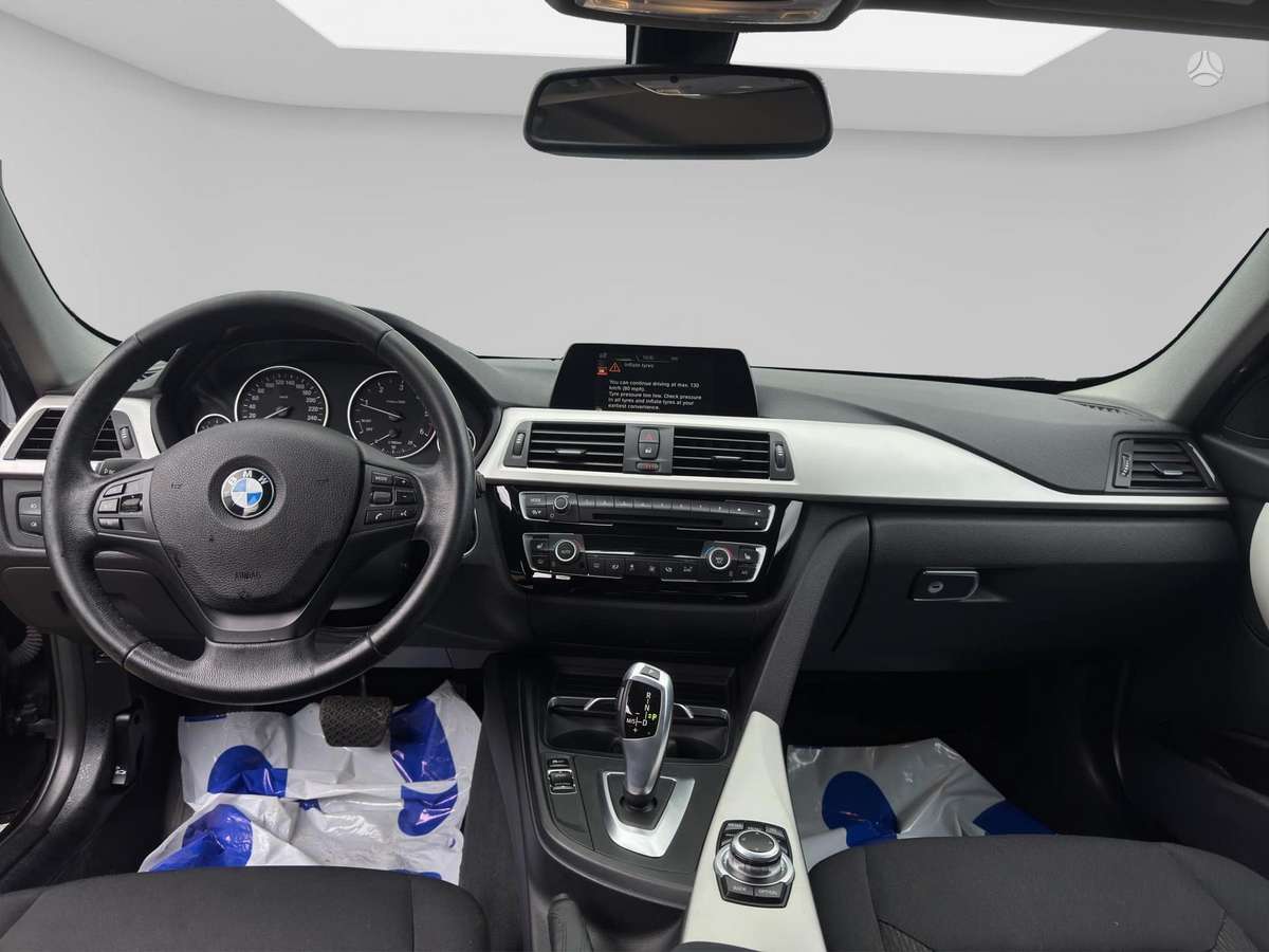 BMW 318, 2.0 l., universalas
