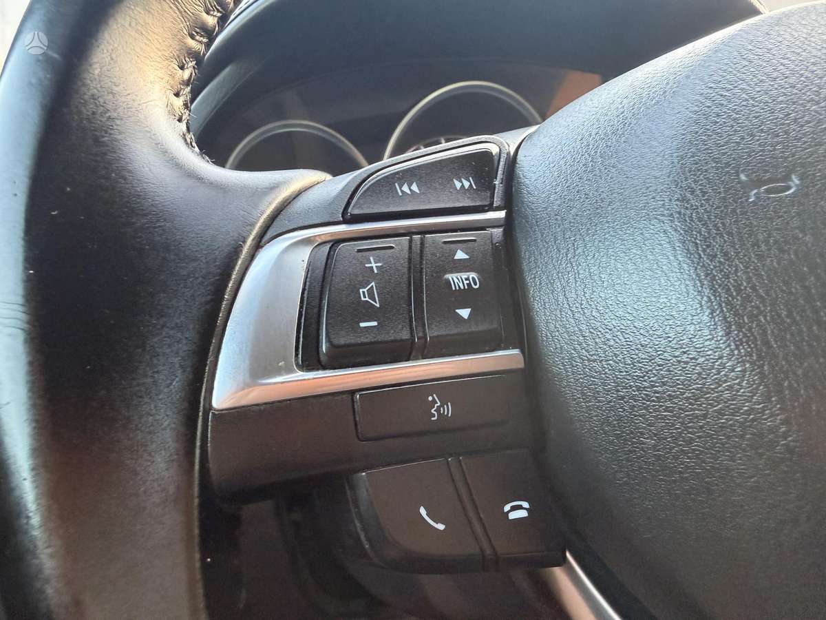 Mazda 6, 2.2 l., Седан