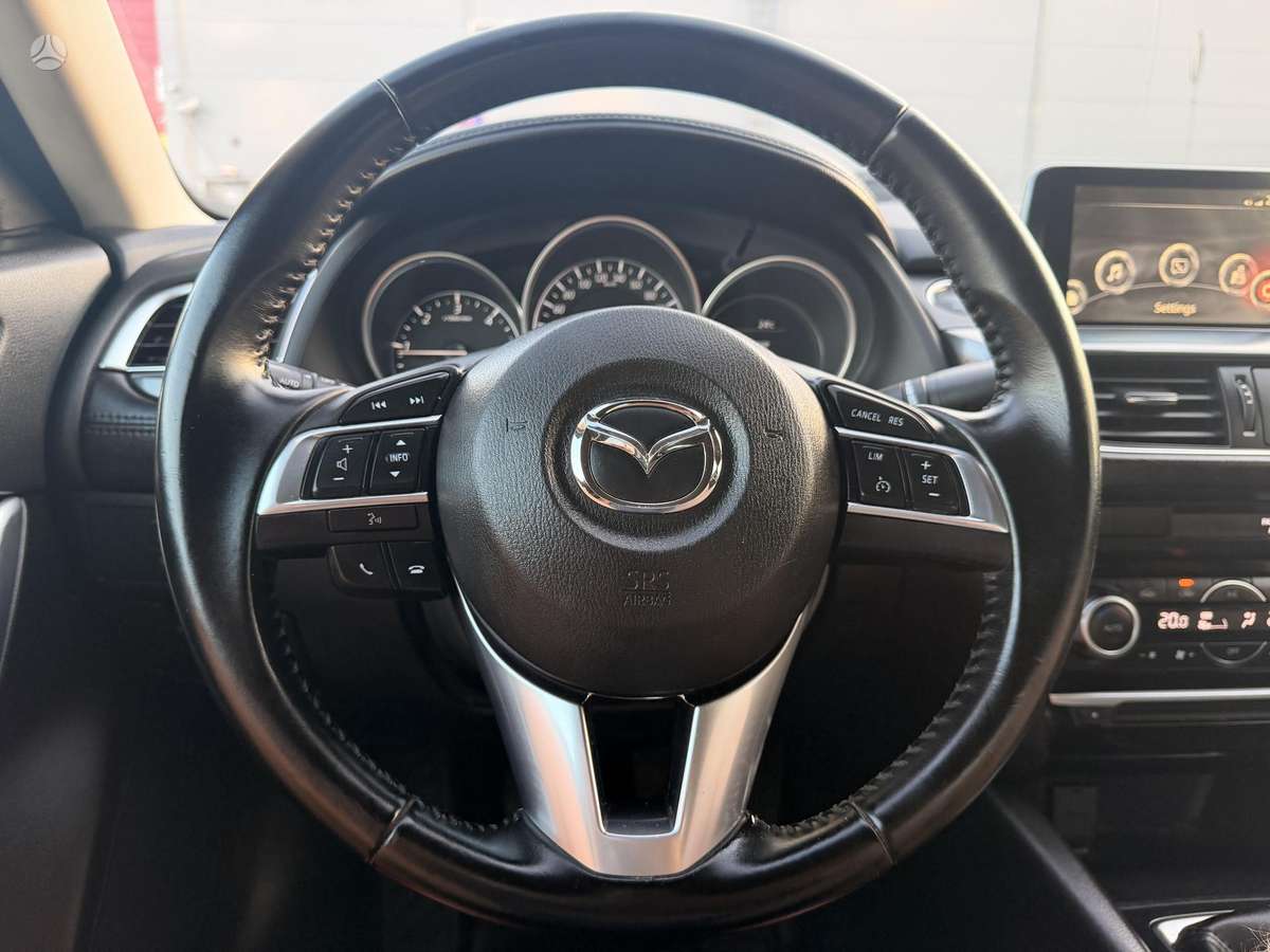 Mazda 6, 2.2 l., Седан