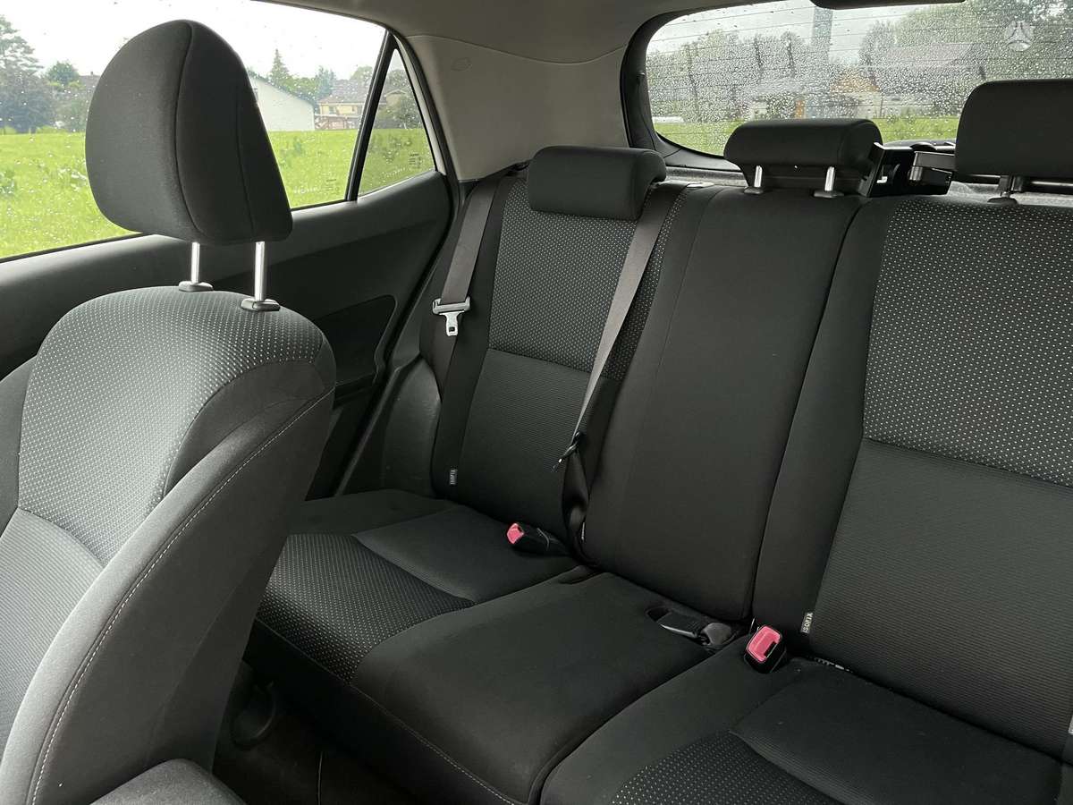 Toyota Auris, 2.0 l., Хэтчбек