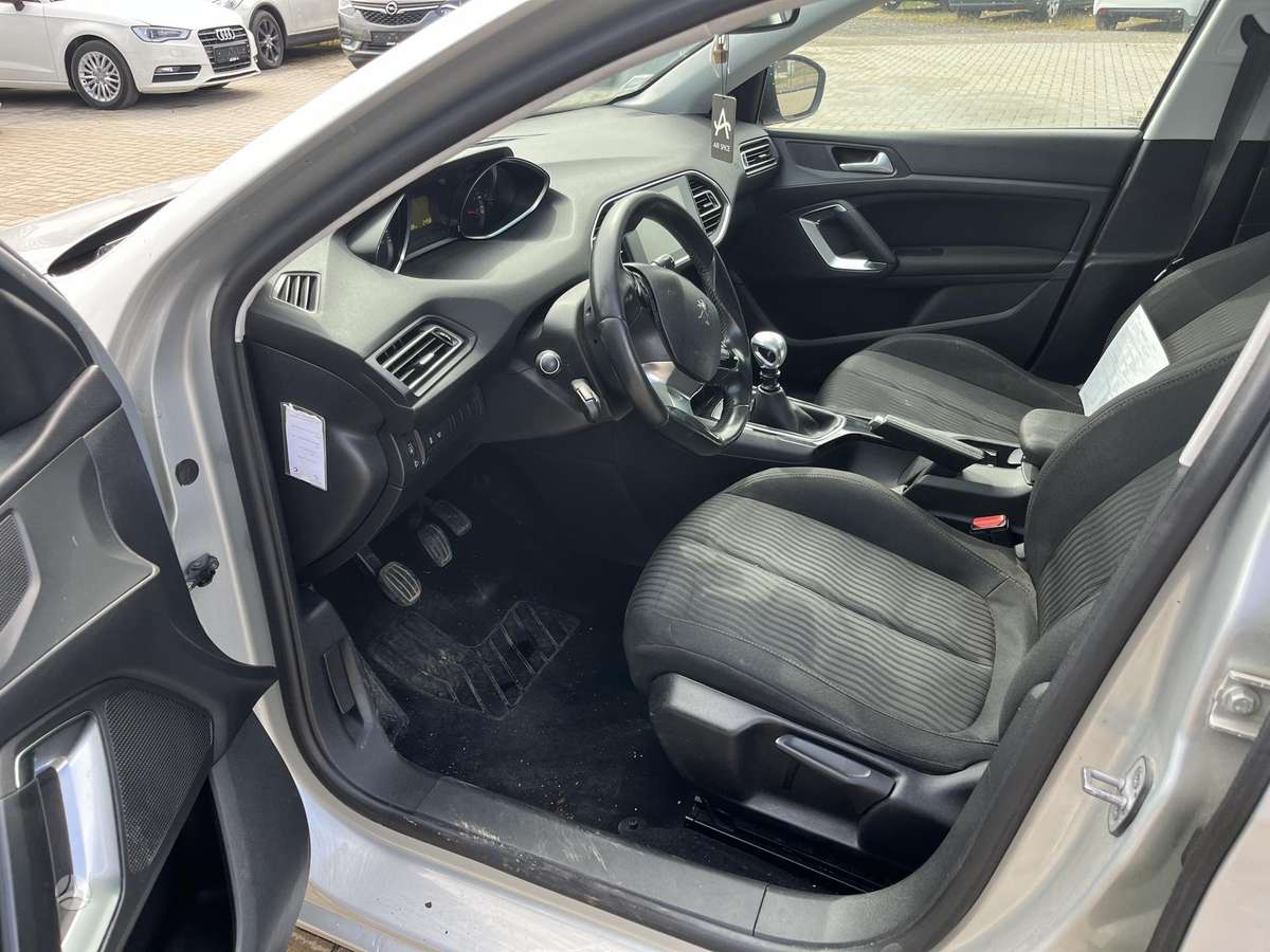 Peugeot 308, 1.6 l., Универсал