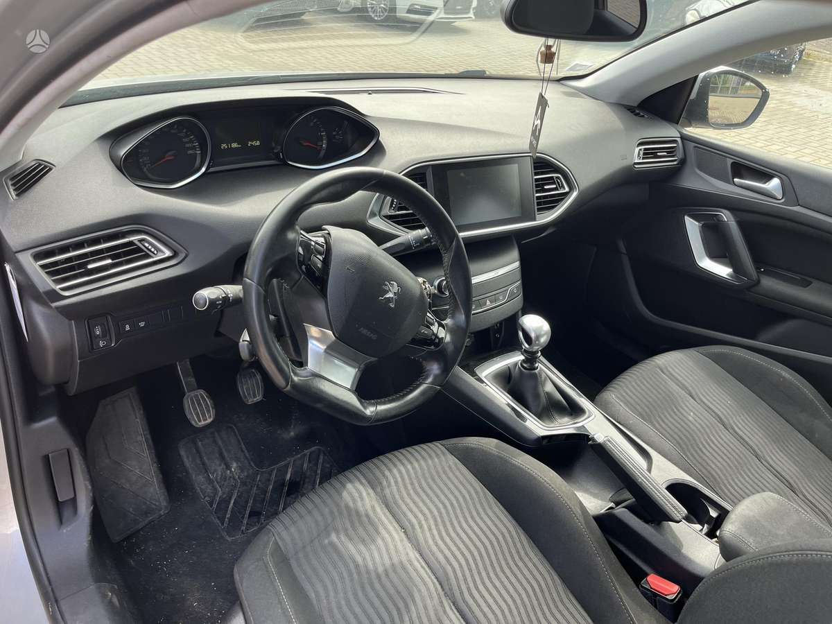 Peugeot 308, 1.6 l., Универсал