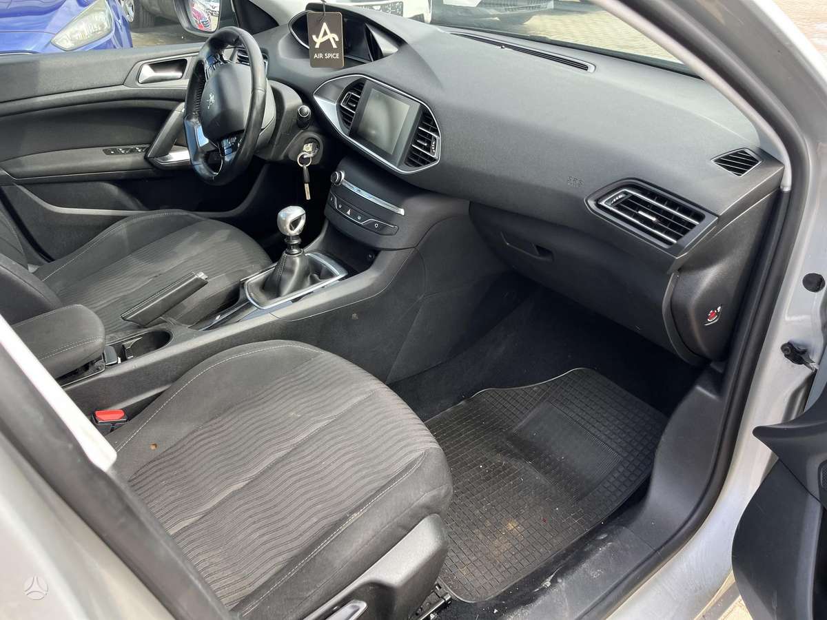 Peugeot 308, 1.6 l., Универсал