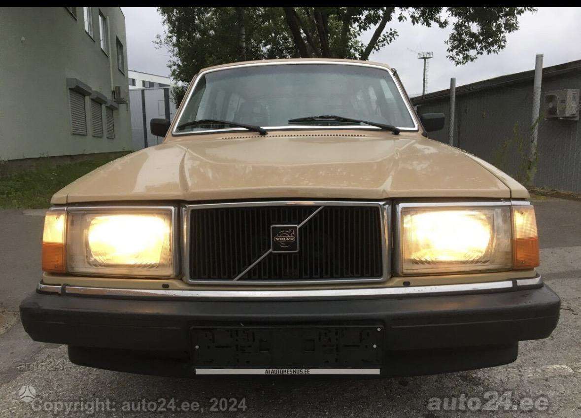 Volvo 240, Универсал