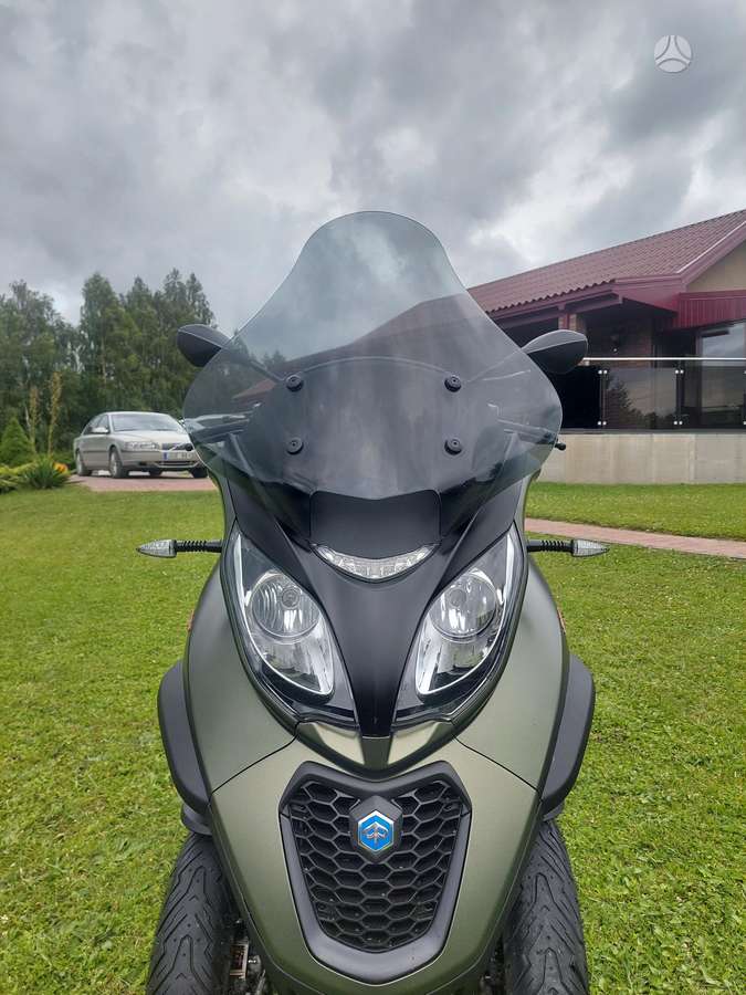 Piaggio MP3 350cc, triračiai
