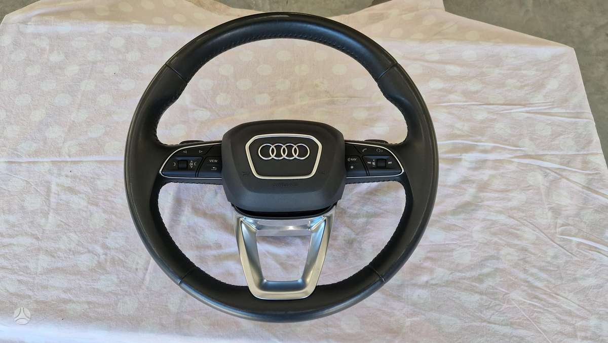 Audi Q5 salono detalės