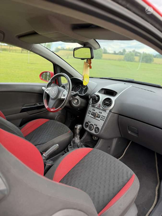 Opel Corsa, 1.7 l., Хэтчбек