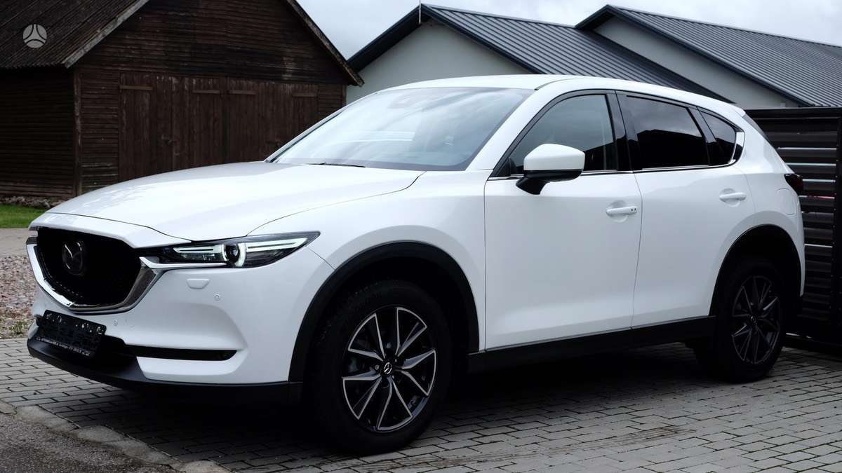 Mazda CX-5, 2.2 l., off-road / crossover