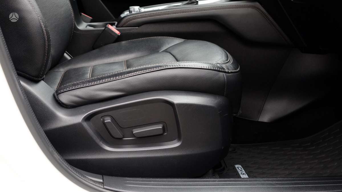Mazda CX-5, 2.2 l., Внедорожник / Кроссовер