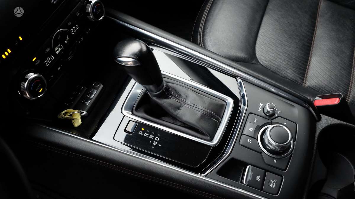 Mazda CX-5, 2.2 l., Внедорожник / Кроссовер