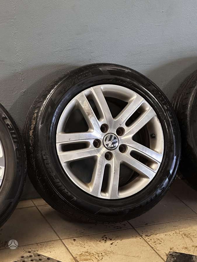 Volkswagen, light alloy, R16
