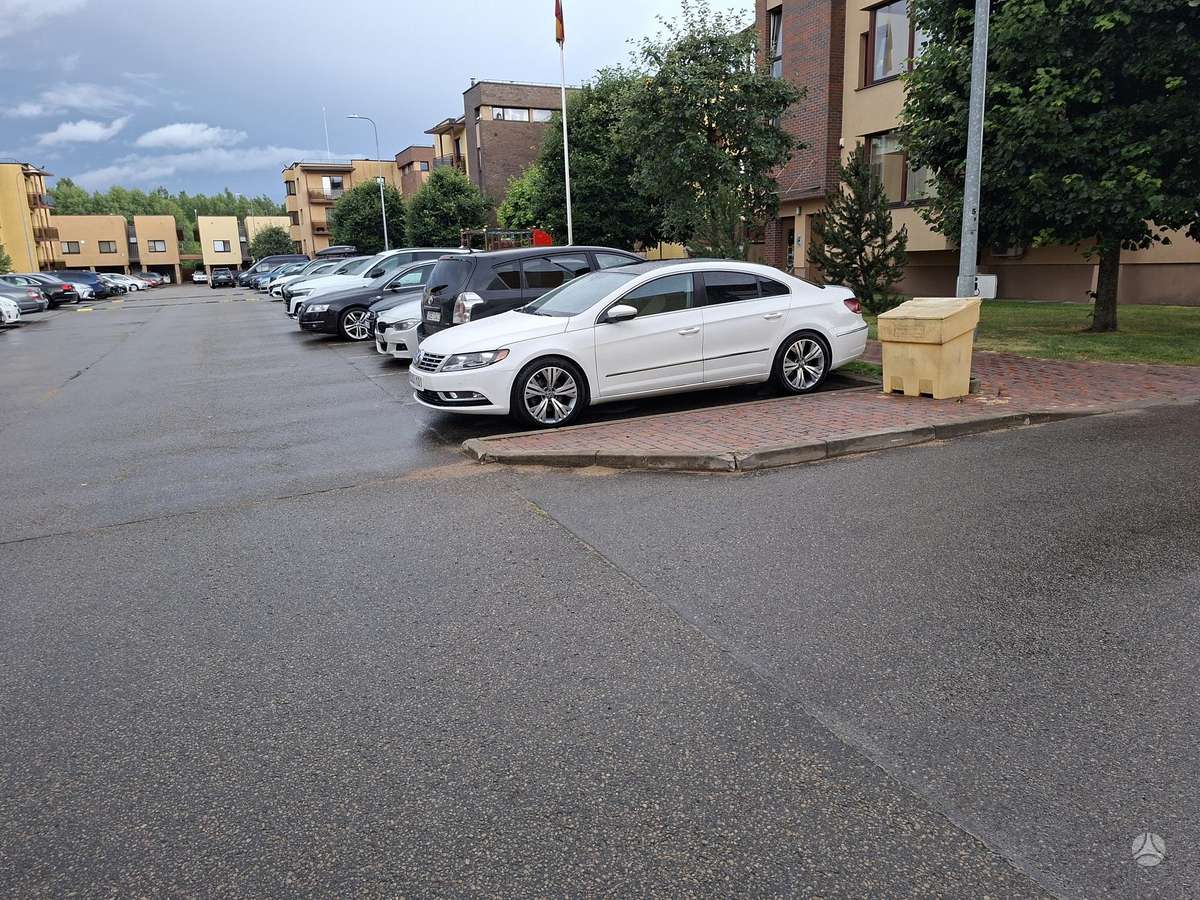 Volkswagen CC, 2.0 l., Седан