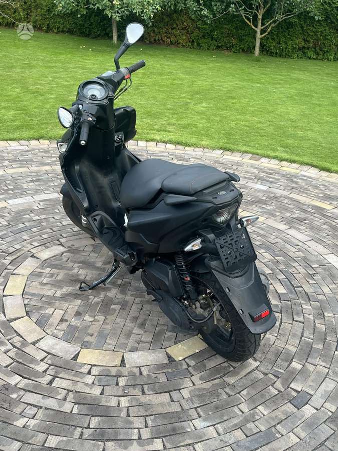 Yamaha Aerox 49cc, мотороллеры / мопеды