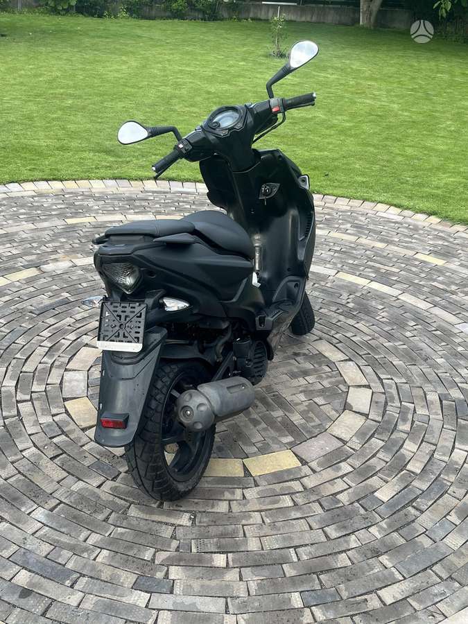 Yamaha Aerox 49cc, scooters / mopeds
