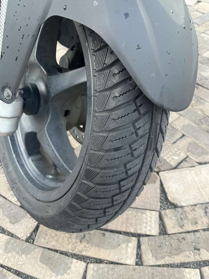 Yamaha Aerox 49cc, scooters / mopeds