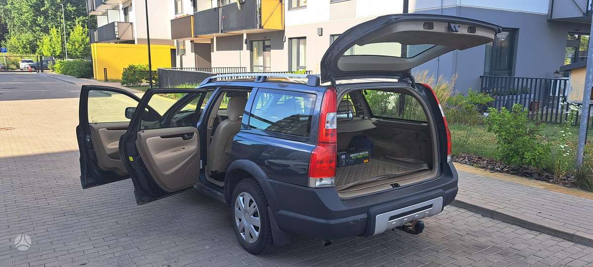 Volvo XC70, 2.4 l., Универсал